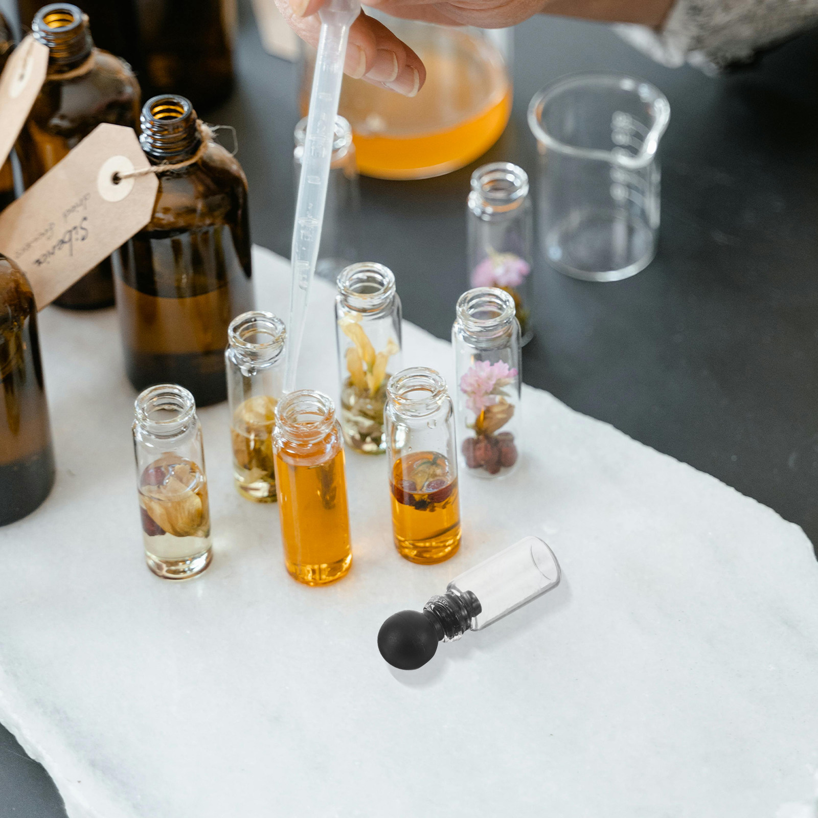 150 flacons d'échantillons de  - Perfume Fragrance Oil avis et prix